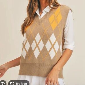 MABLE Sleeveless Argyle Sweater Vest Size S/M